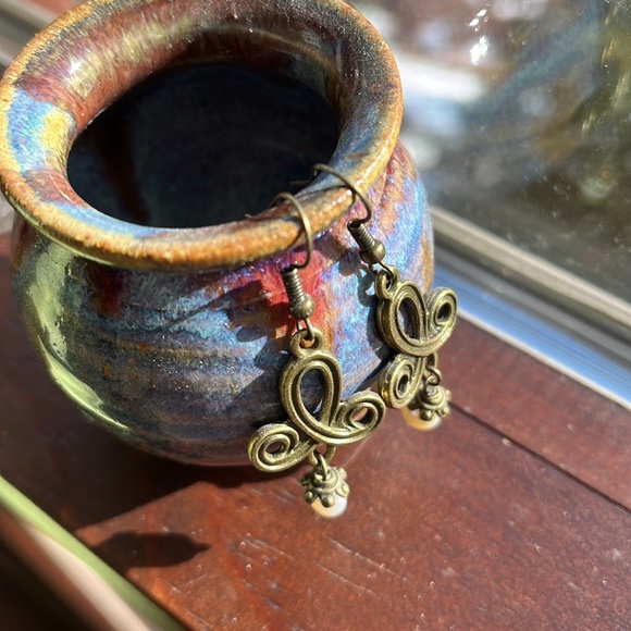 Handmade Freshwater pearl earrings - Picture 4 of 6